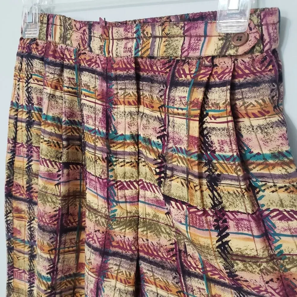 Liz Claiborne 100% Silk Plaid Button Front Top and High Rise Shorts Suit Set 8